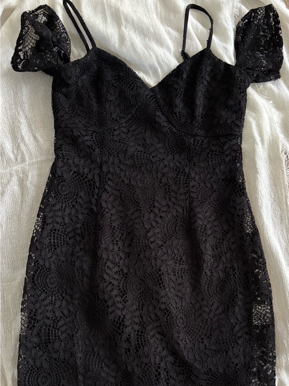 Guess Black Lace Mini Dress with Off-Shoulder Sleeves